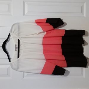 White pink and black short sleeve top